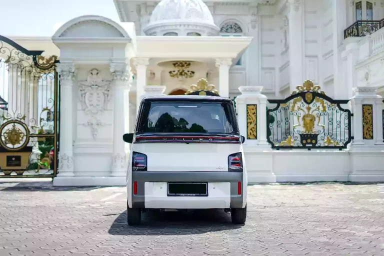白色 Wuling Air EV 電動車